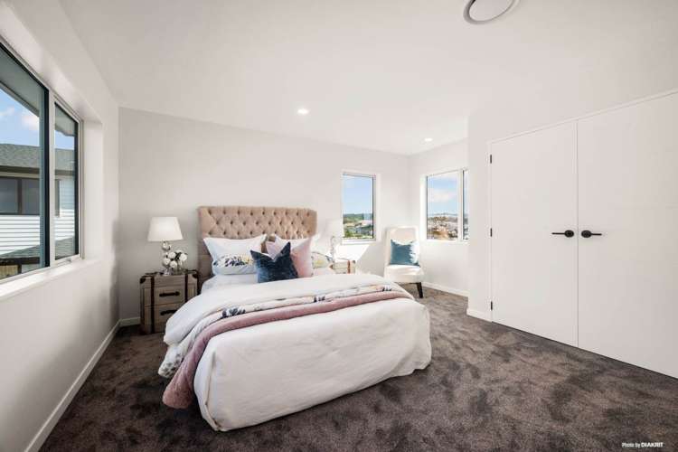 9 Dulcie Way Orewa_16