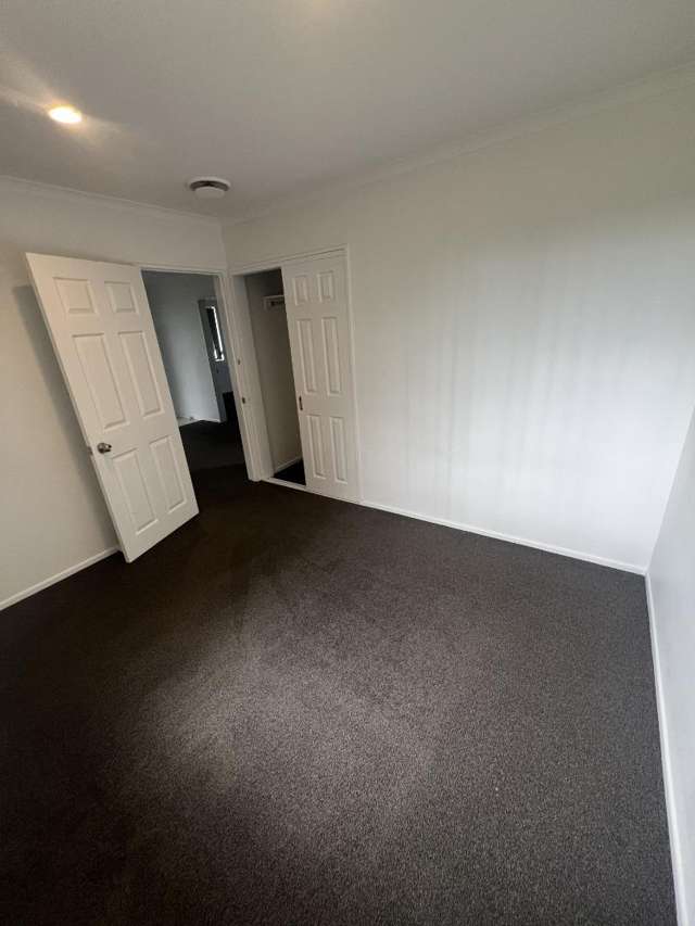 2A Teelin Place 10673_4