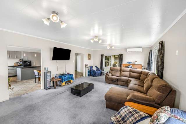 716 Gordon Road Raureka_2