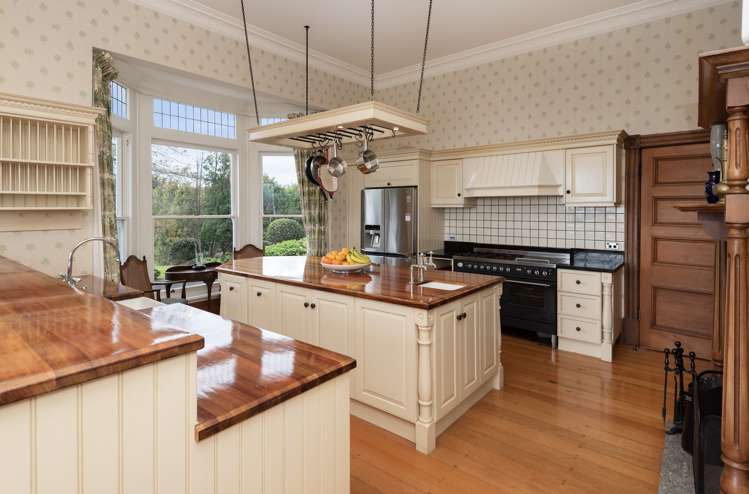 692 Whitford-Maraetai Road Beachlands_13