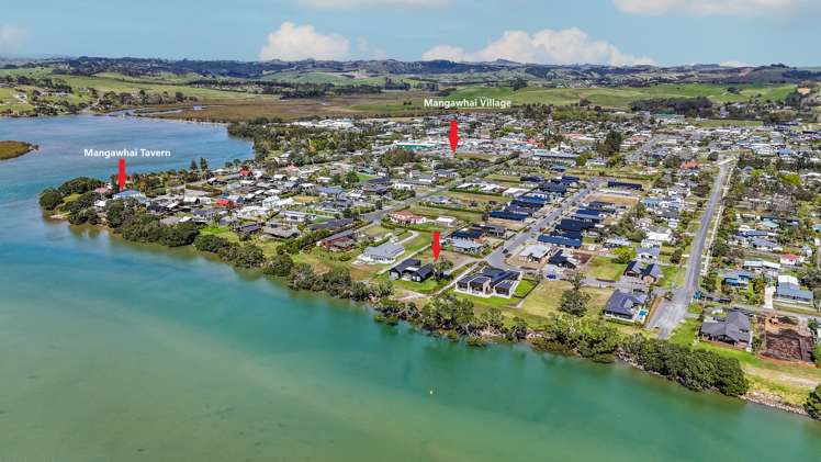 13 William Gilbert Drive_0