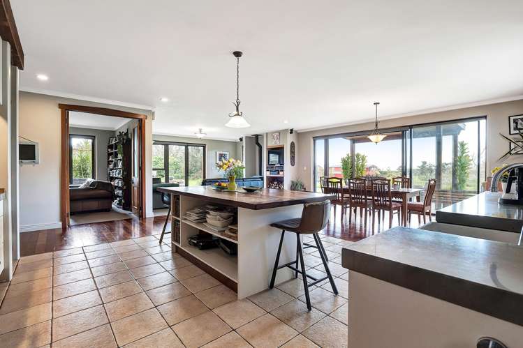 1248 Egmont Road Egmont Village_8