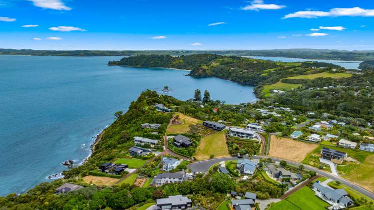 126-128 Lax Crescent Leigh_71