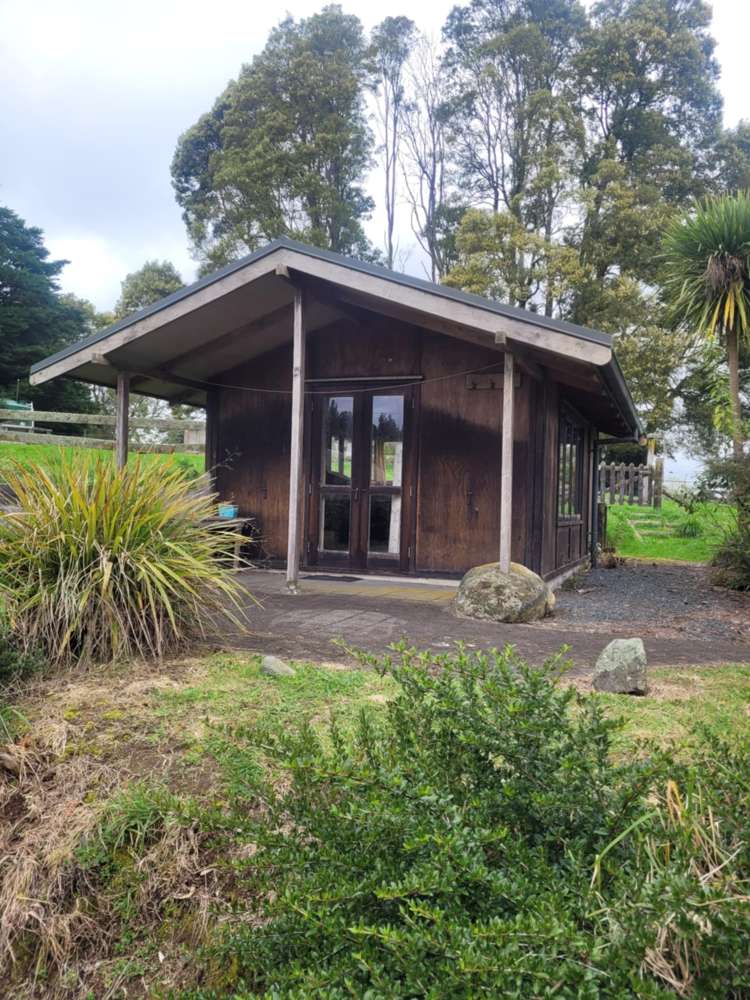 16 Barnett Road Waotu_1