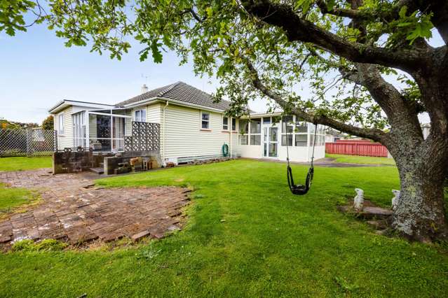 2 Acourt Street Hawera_1