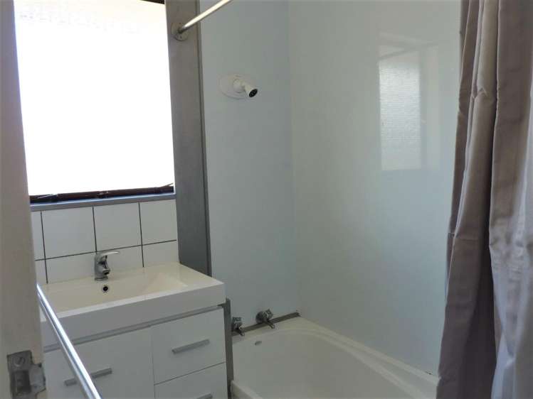 12a Columbus Crescent Flaxmere_3