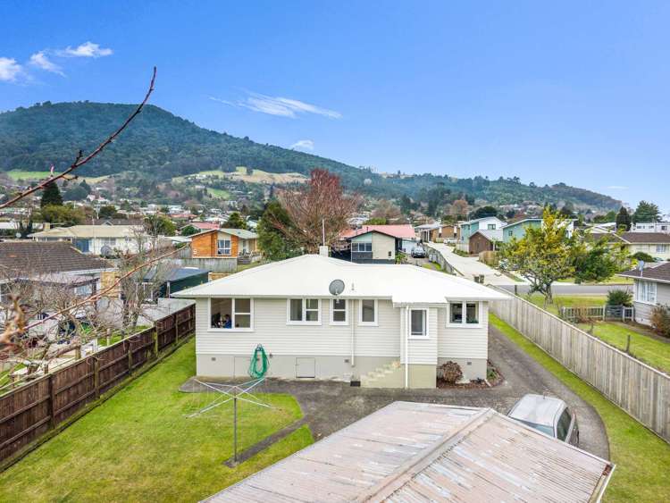 40 Roger Street Pukehangi_16