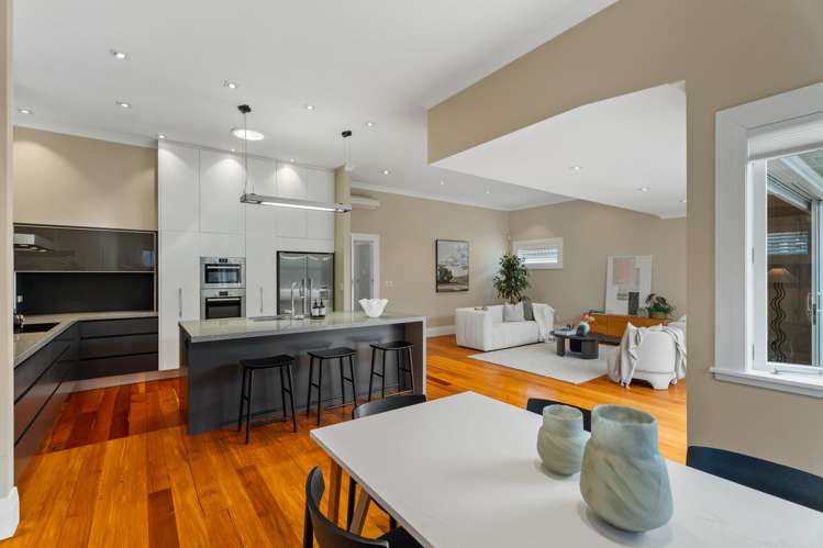 21 Queen Mary Avenue Epsom_10