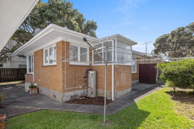 4/760 Beach Road Browns Bay_13