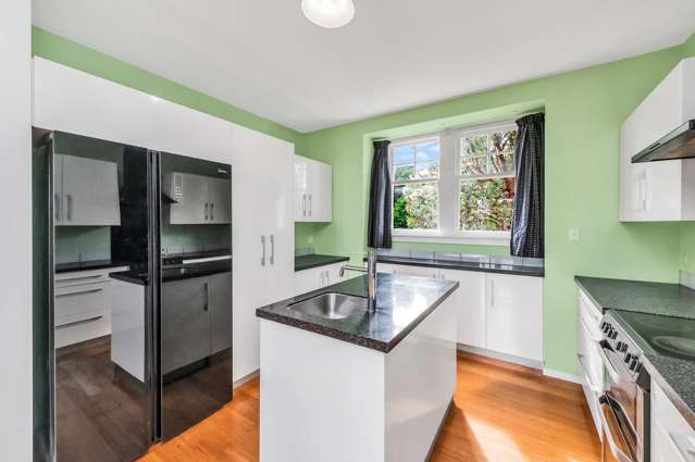 1/5 Winters Road Redwood_4