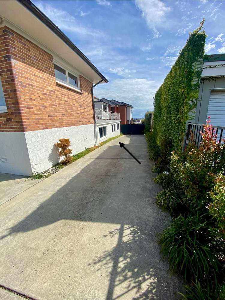 51 Bradbury Road Botany Downs_13
