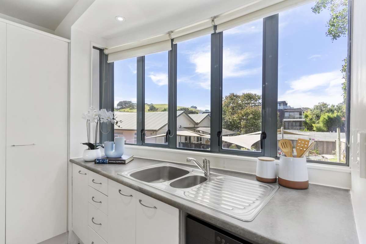 21F Mauranui Avenue_1