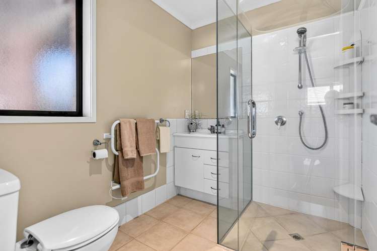 94 Wentworth Drive Rototuna North_15