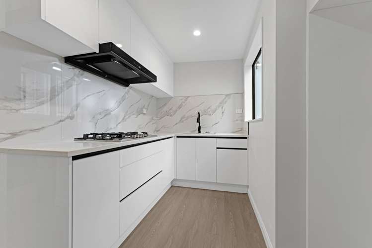 12 Greenstead Close Flat Bush_29