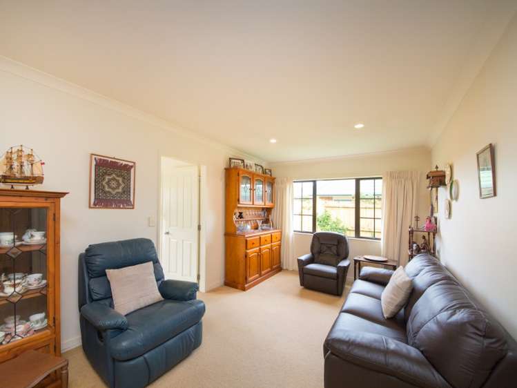 10 Henley Court Highbury_7