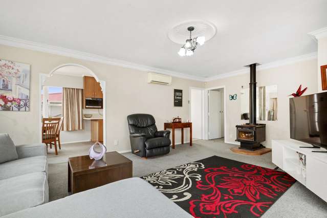 27 Momona Street Wainuiomata_3