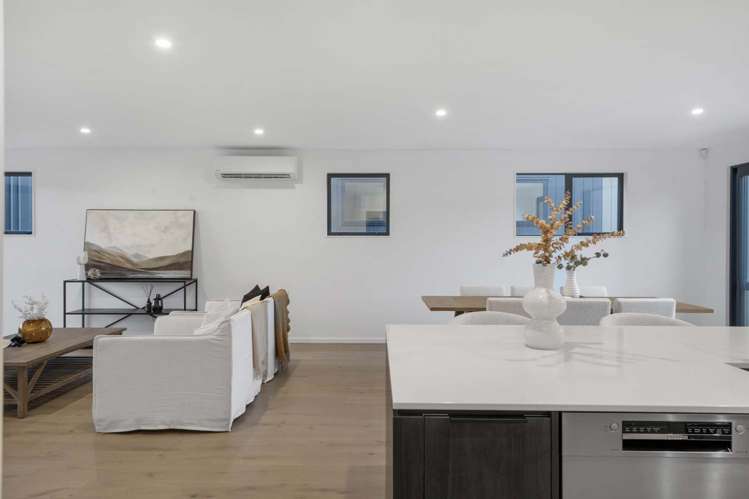 61 Riukiuta Ave Three Kings_10