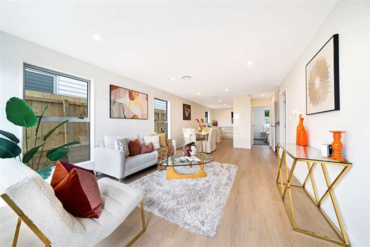 240a Whitney Street Blockhouse Bay_3