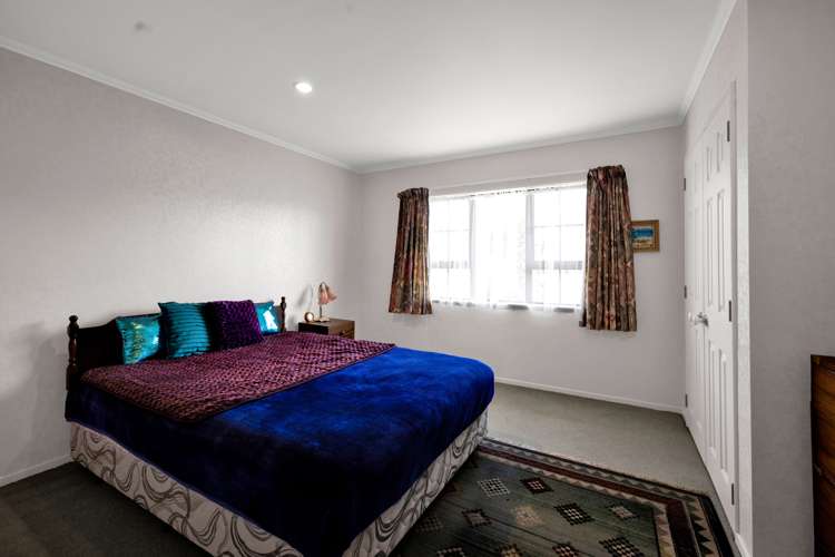 10a Waiwera Place Merrilands_16