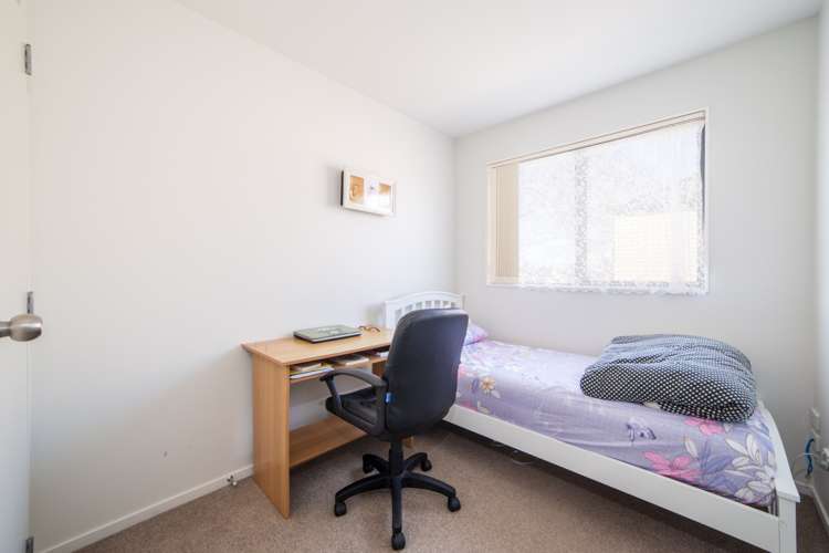 23 Masons Road Oteha_11