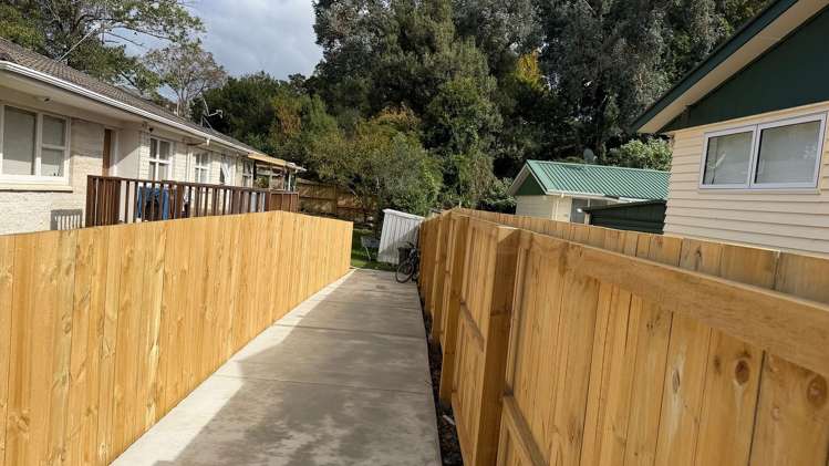 2/55 Ennis Avenue Pakuranga Heights_17