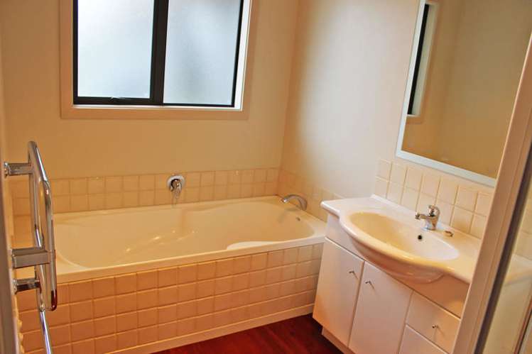 52 Ferry Lane Cromwell_11