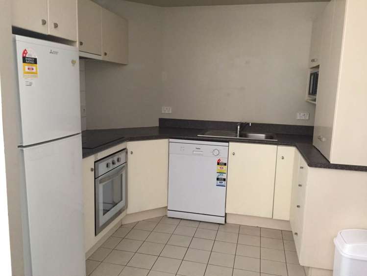 2b/1 Emily Place Auckland Central_3