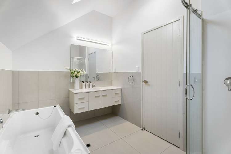 1a Parkwood Crescent Gulf Harbour_14