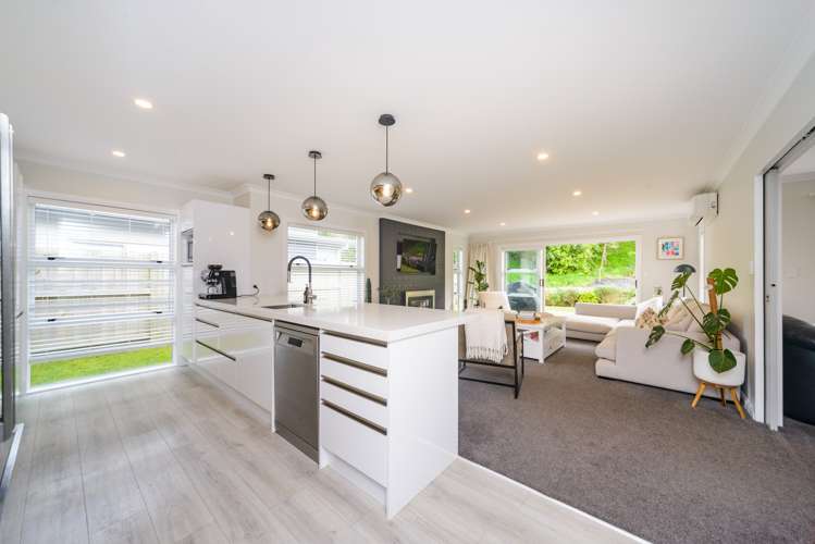 13 Freedom Drive Kelvin Grove_5