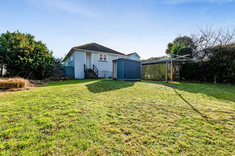 53 Fairfield Road Hawera_16