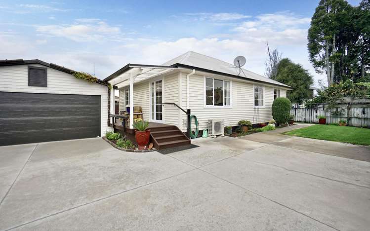 12a Glen Terrace_1