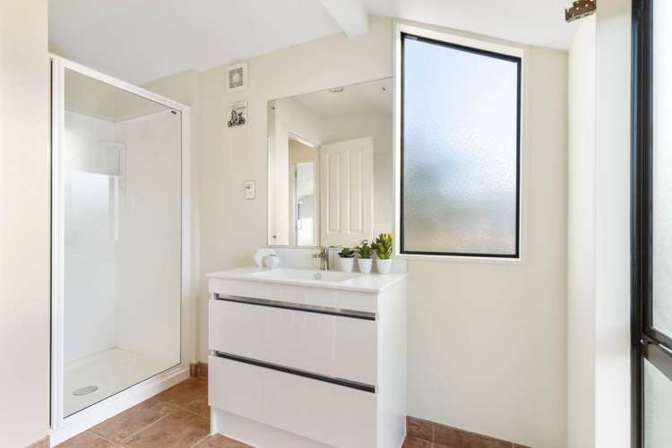 9 Coventry Way Long Bay_19