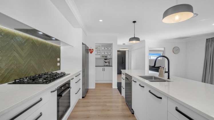 93 Tiritiri Moana Drive Pegasus_4