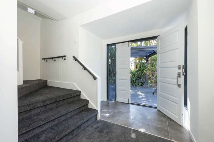 15a Woodglen Road Glen Eden_11