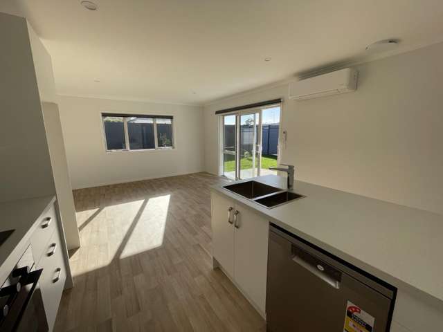 1/1 Chester Road Springvale_1