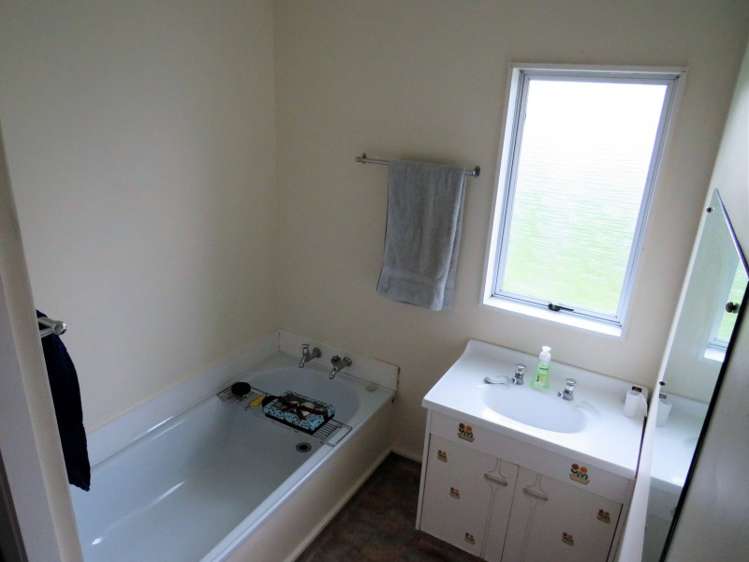 5 Fraser-Collin Crescent Dannevirke_5