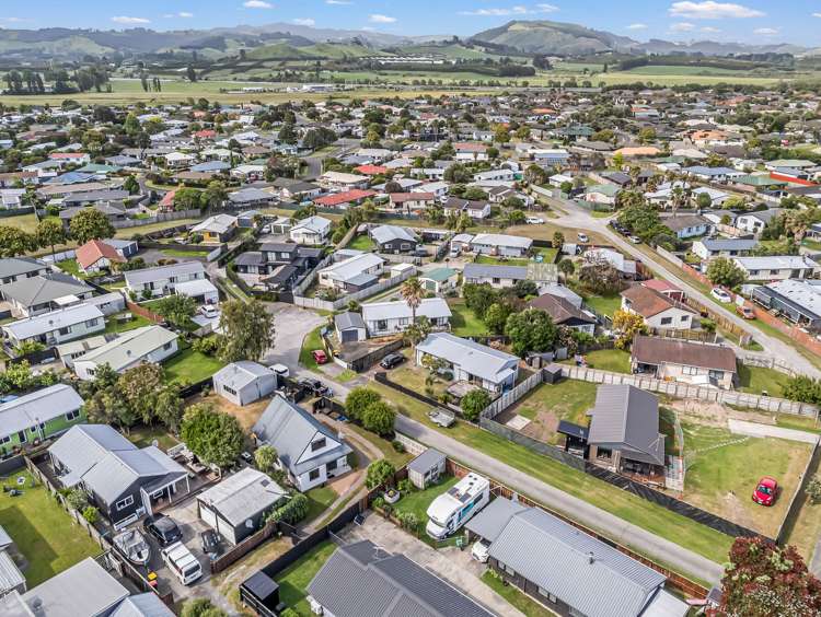 5B Lyn Grove Papamoa Beach_6