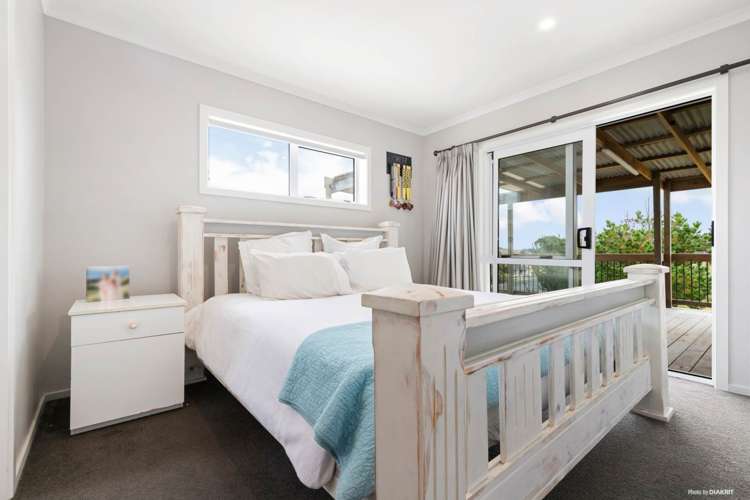 8 Naho Place Meremere_11