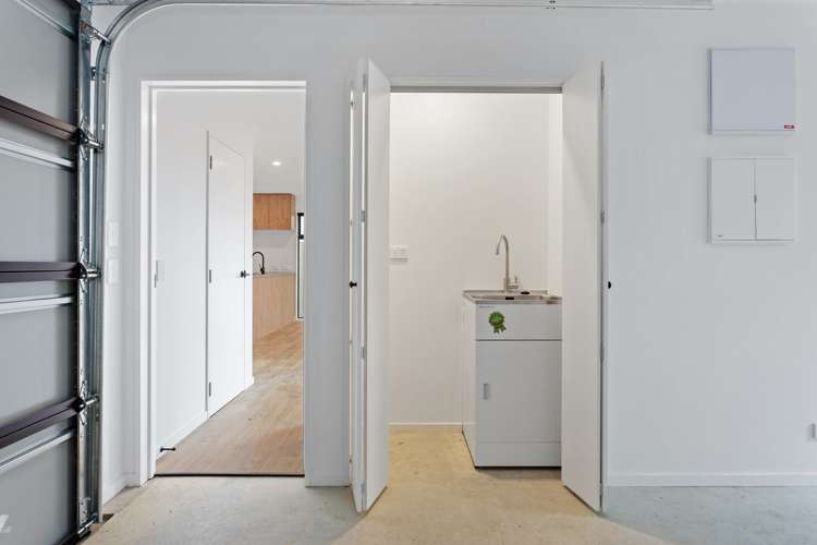 2/33 Leitch Street Somerfield_11