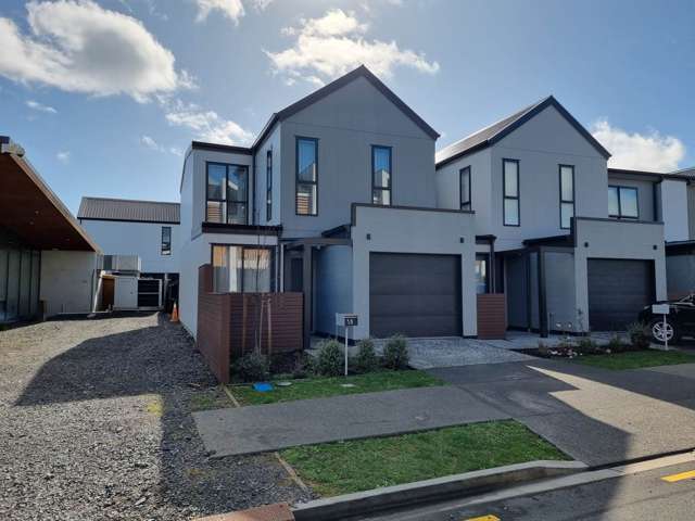 Modern 3 Bedroom Townhouse