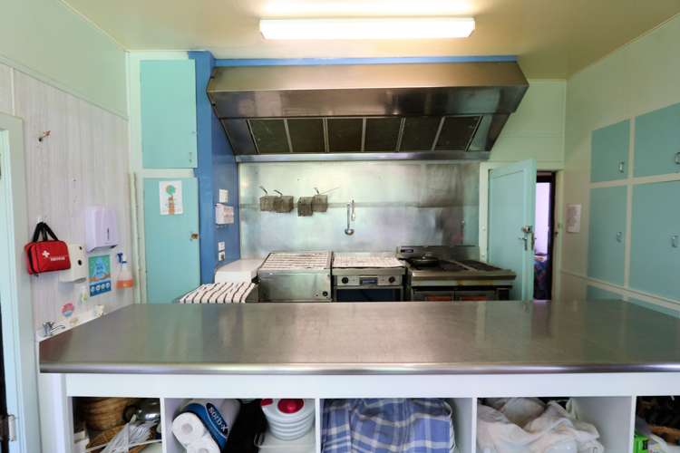 76-78 King Street Otautau_16
