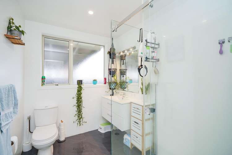 54 Conway Crescent Glengarry_18