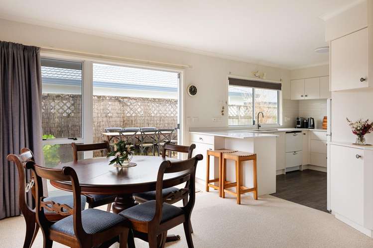 9/690 Gladstone Road Te Hapara_2