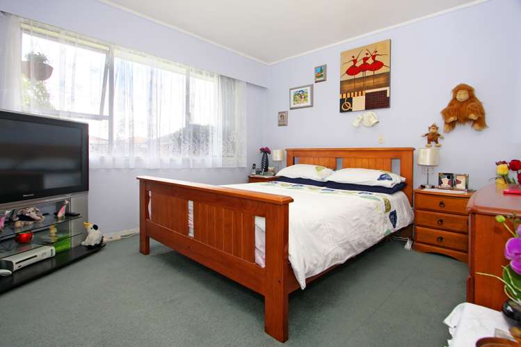 2/15 Cameron Street Papakura_6