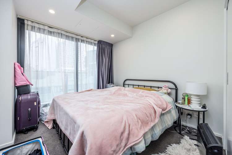 607/70 Anzac Avenue_4