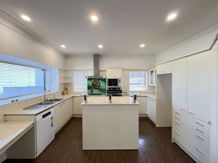 5 The Parade Bucklands Beach_7