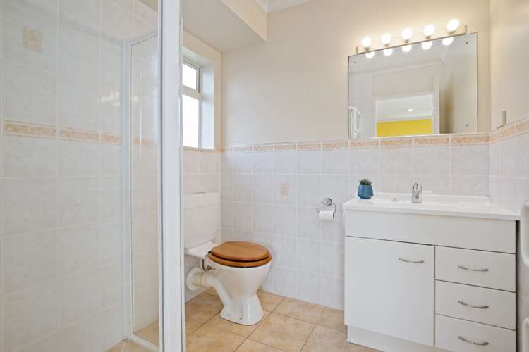 83 Riverside Drive Waiuku_12