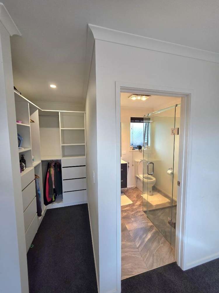 35 Keene Drive 10825_10