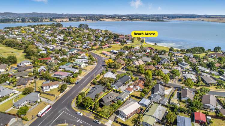 4 Hadley Wood Drive Wattle Downs_16