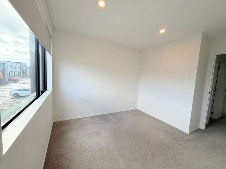 19 Kiato Lane Flat Bush_8